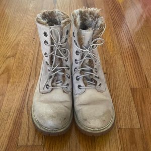 Fur lined tan timberland boots